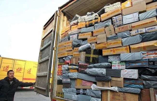 春节快递停运传言多,多家公司宣布不打烊,资费有调整