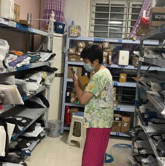 郑州疫情下快递成热点,时效慢、发货停,包裹咋办?