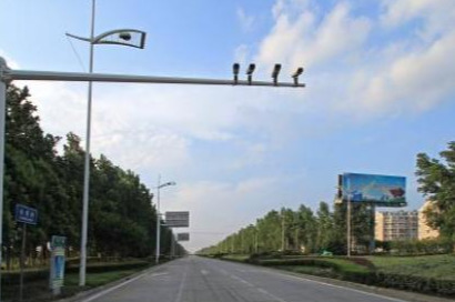 认清这些摄像头作用，开车不怕吃罚单，老司机也能躲违章